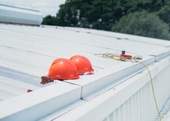 5 Signs Your Home Is Due for a Gutter Replacement (Not Just a Repair) » Residence Style