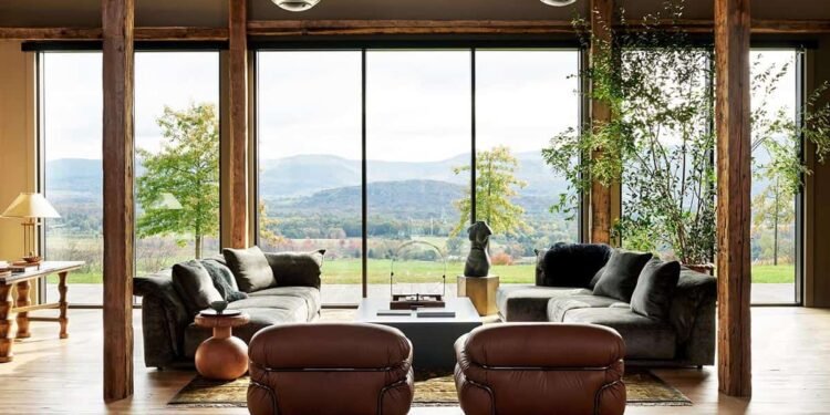 A dramatic New York barn house renovation with sweeping Hudson Valley views