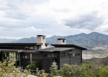 A peek inside this Utah mountain home with breathtaking Deer Valley views