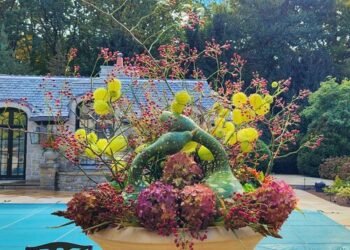 Autumn Arrangements Inspired by Nature