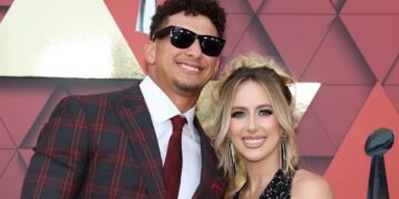 Get the Look of Brittany and Patrick Mahomes’ Fall Porch