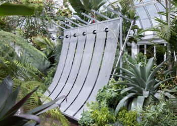 Greenhouse Prototype 2 by Hermine Demael and Stephen Zimmerer