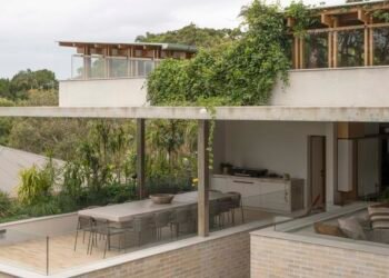 Lighthouse garden by Steven Clegg Design