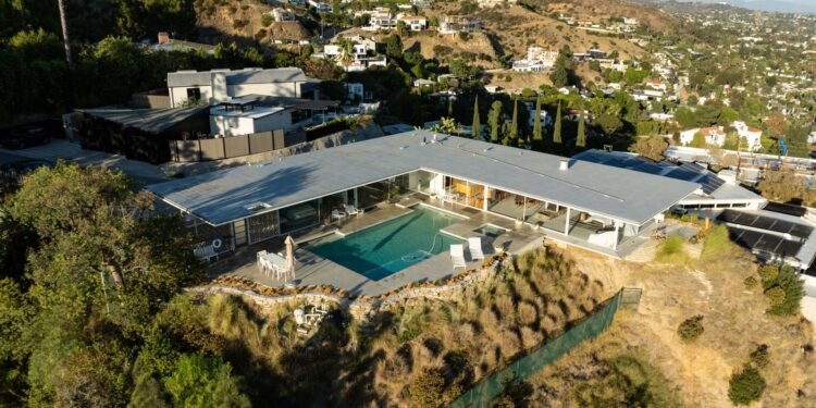 The Stahl House Still Hasn’t Sold—and Everything Else You Need to Know About This Week