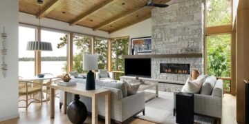 This peaceful Wisconsin lake house offers the ultimate lakeside getaway
