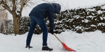 Why Driveways Flake in Winter and How to Stop It » Residence Style