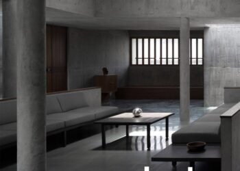 "Monolithic" concrete house informed by rock-cut monastic homes